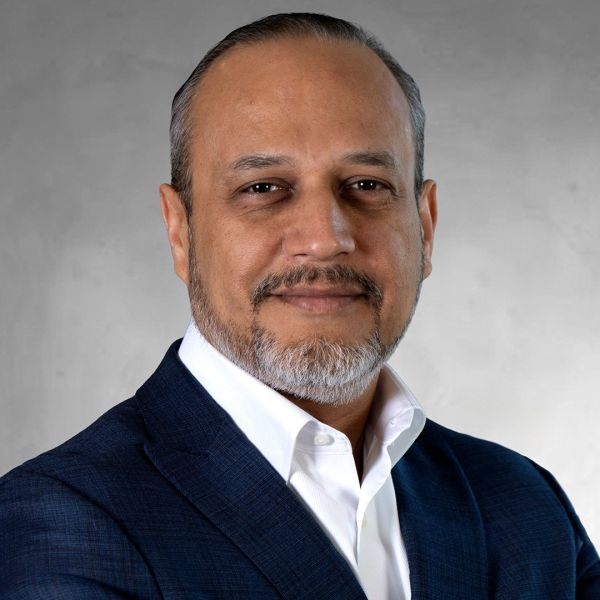 César Cruz A. santamarina mas steta equipo cesar cruz 1080x1080